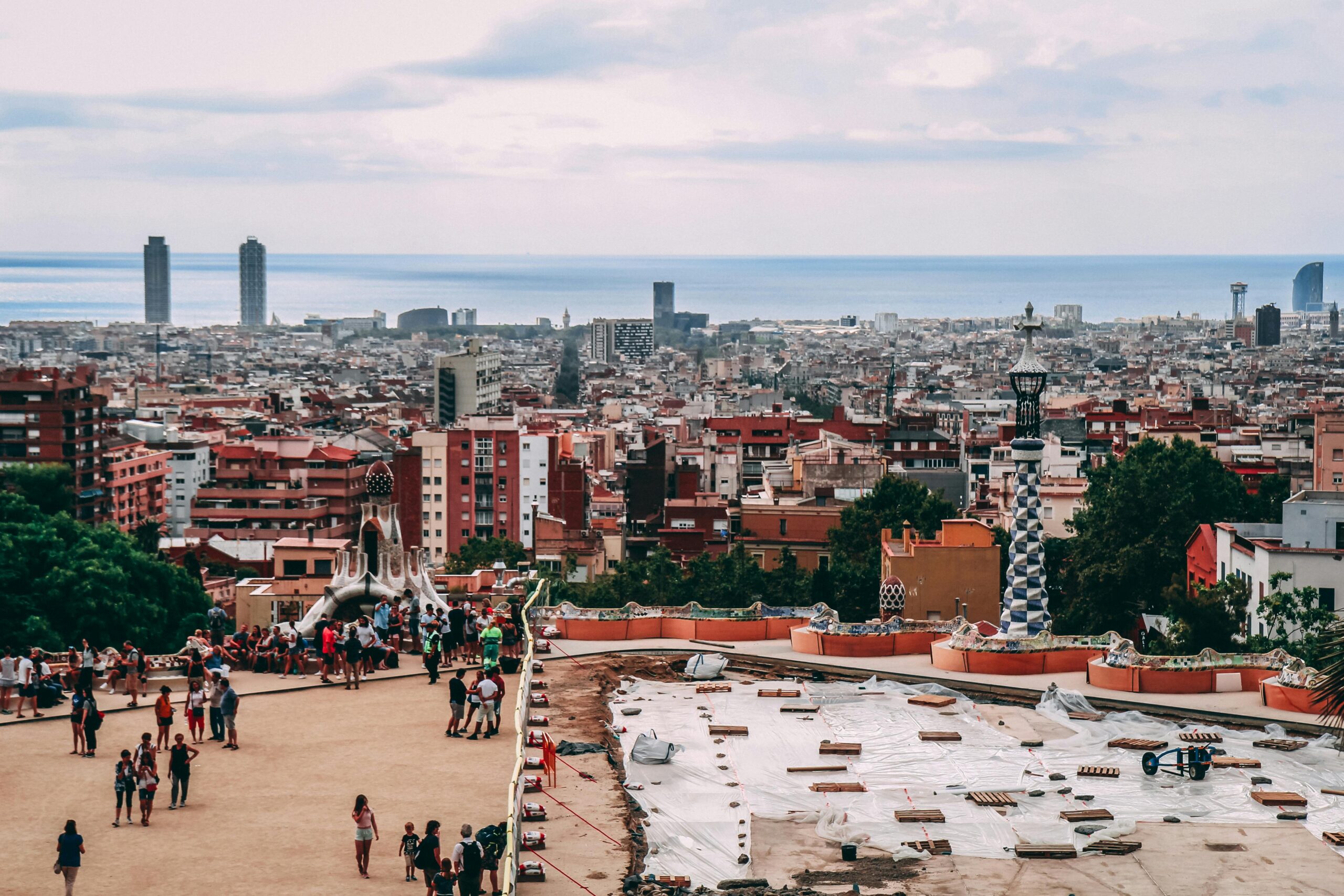 Exploring the Average Salary in Barcelona A Comprehensive Guide